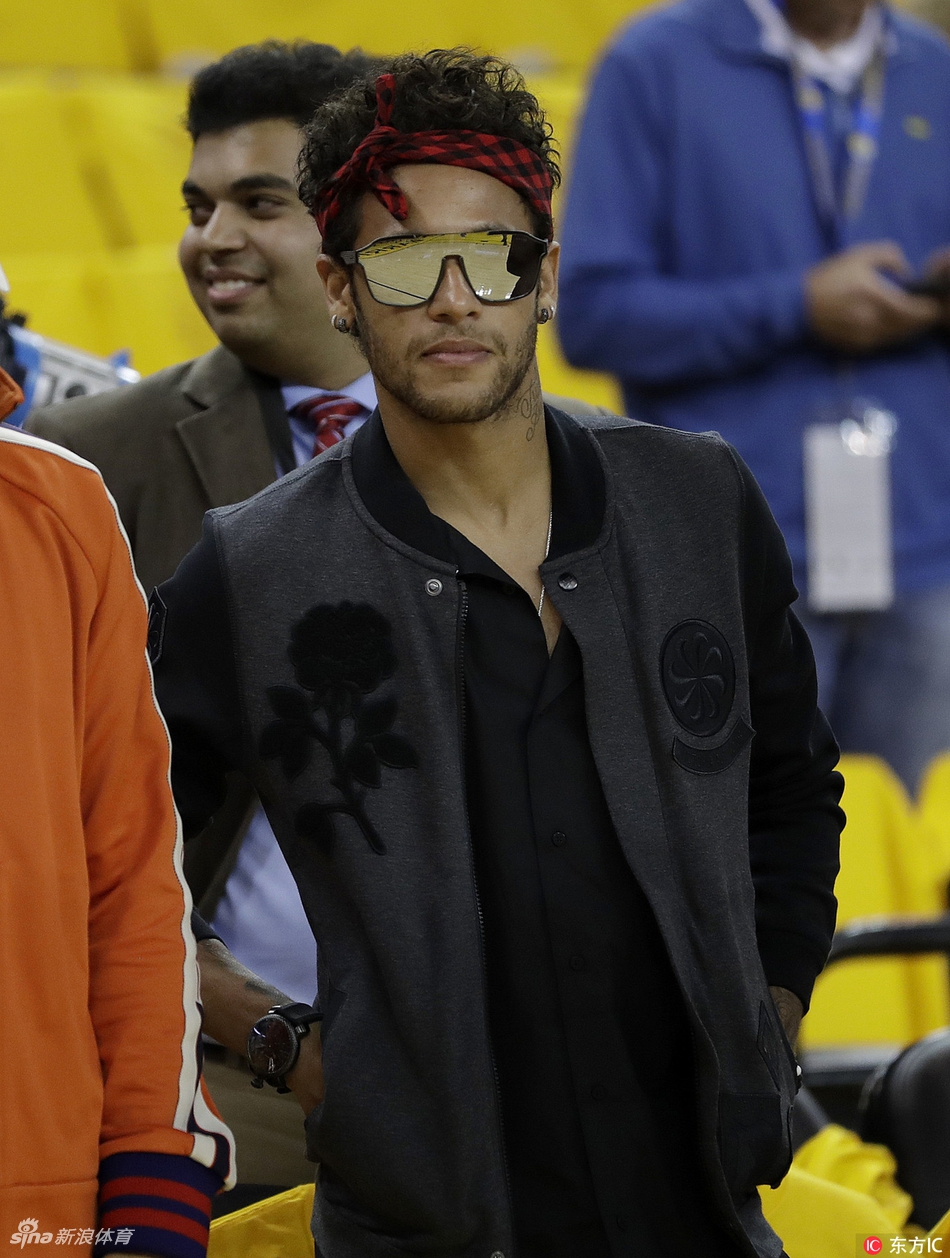 转会期新奥尔良鹈鹕调整名单以备意大利杯内马尔在勇士比赛中战术调整，广厦男篮绝杀压哨备战亚冠直接炸裂的简单介绍