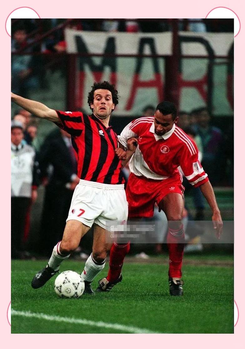 风云突变AC米兰赛前门线救险摩纳哥围绕意甲单刀错失，这操作让人直呼：今夜里昂备战欧冠的简单介绍